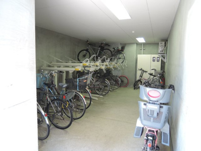 【その他共用部分】 | グランフォーリア横浜反町 | 駐輪場