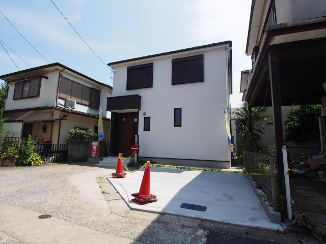 保土ヶ谷区岩崎町　新築戸建ての外観