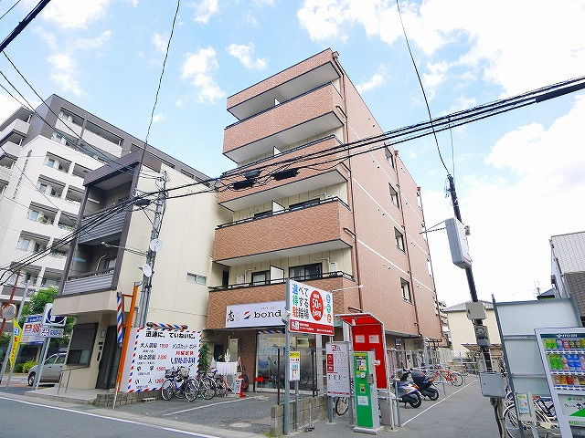 アイリスハイツ５号館の外観