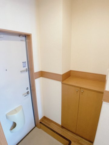 ドエール住吉Ｃ棟の玄関