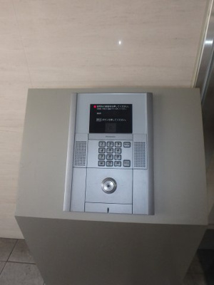 【エントランス】 | ビバリースクエア老松