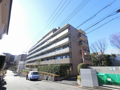 【外観】 | 青葉・市が尾ガーデンハウス | 総戸数３２戸、１９９９年１１月築、管理人は巡回勤務につき管理体制良好です♪