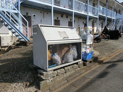 【その他共用部分】 | ニシキハイツ | 敷地内ごみ置き場でごみ出しもらくらく～♪忙しい社会人さんや学生さんにもうってつけ！