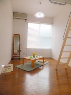 【居間・リビング】 | ライトパレス | ★ステージング時の写真です★