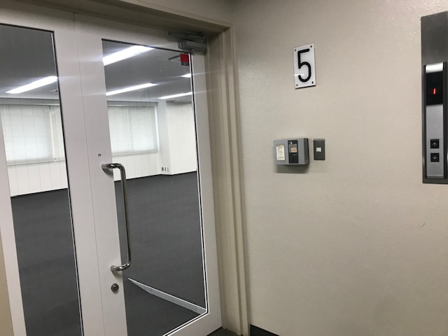 木崎屋ビル