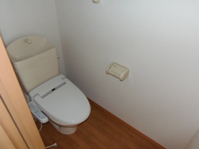 【トイレ】 | ファミール富士見 | あると便利なウォシュレット付
『ファミール富士見』