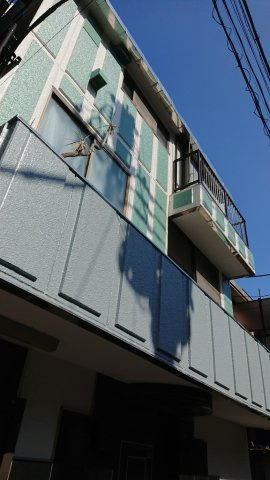大りんビルの外観