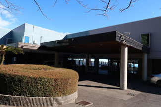【エントランス】 | 正面玄関は27階部分にございます。