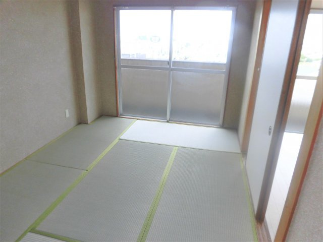 説田ビルの内装