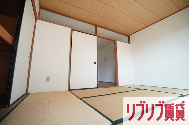 内山第三ビルの寝室