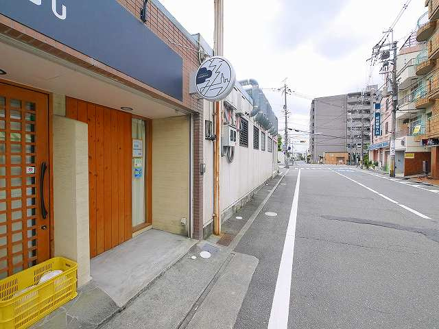 たつみ屋店舗の周辺