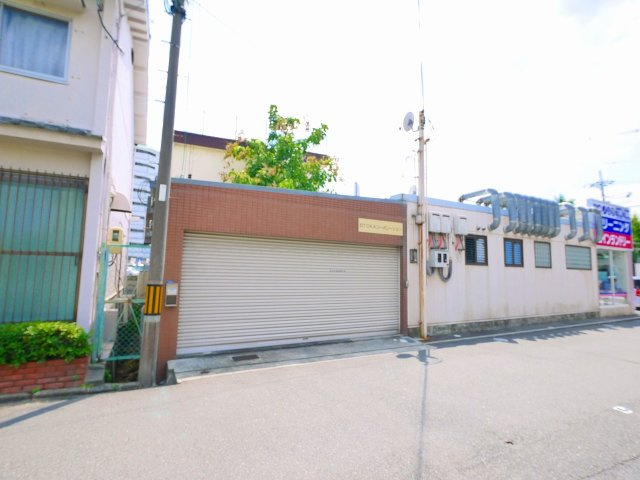 たつみ屋店舗の外観