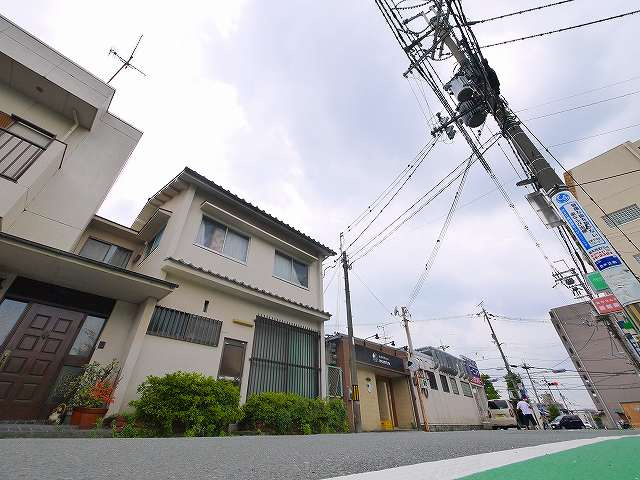 たつみ屋店舗の周辺