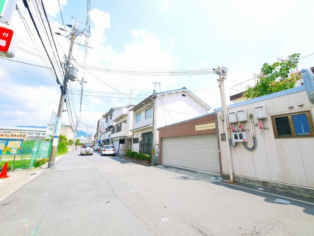 たつみ屋店舗の周辺