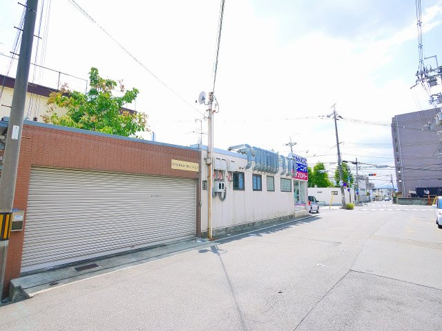 たつみ屋店舗の周辺