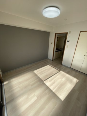 【洋室】 | 内海小柳マンション