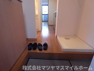 【玄関】 | グランシャリオ