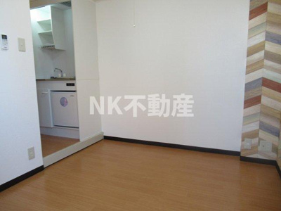 【居間・リビング】 | エアリーコート小阪（八戸ノ里賃貸） | 洋室です