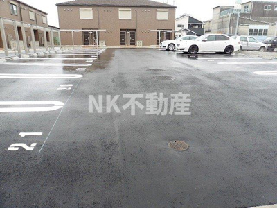 【駐車場】 | ローゼラルジュA棟（長田賃貸） | 駐車場完備です