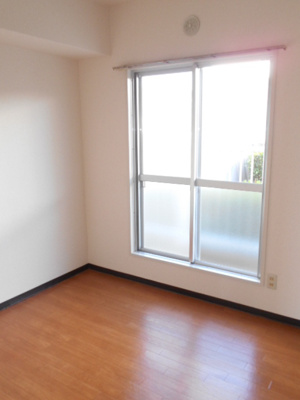 【寝室】 | カーサ・クレモナ