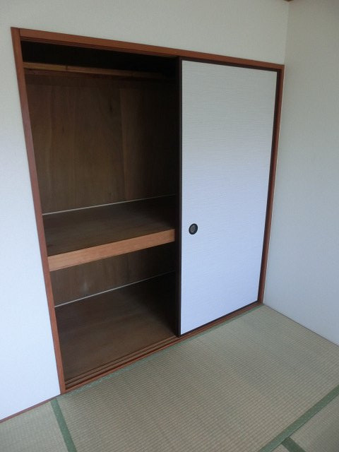 ビスタ神崎川の収納