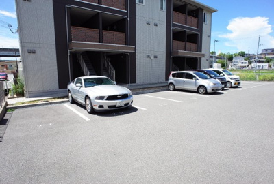 【駐車場】 | グランアヴァンティⅡ | 駐車場