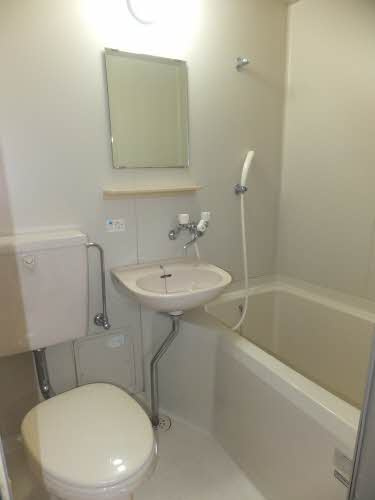 エクセル旗ヶ崎の浴室