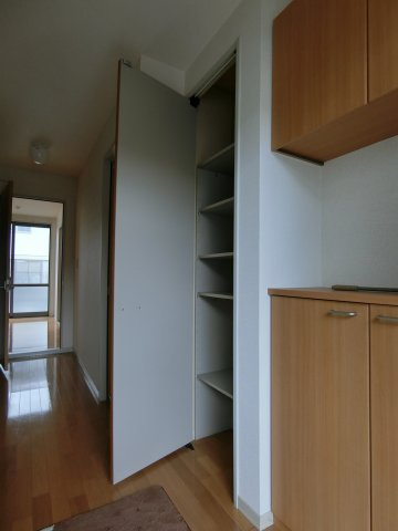 ハイツ安倍21I棟の収納