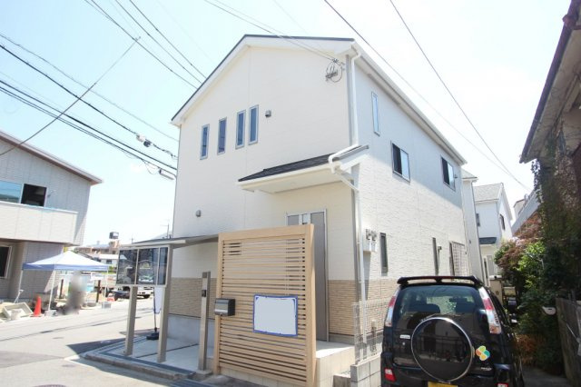 箕面市半町３丁目　中古一戸建