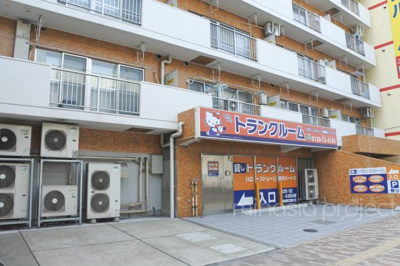 【外観】 | 東神奈川ダイヤモンドマンション | レンタルトランクルームがあるので趣味の多い方にも安心です