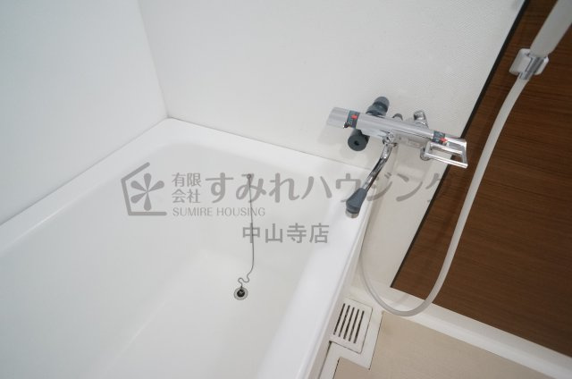 ファミールカーサの浴室