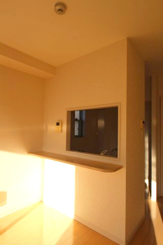 【居間・リビング】 | 栗林第7ビル