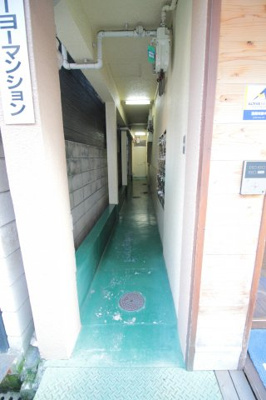 【エントランス】 | トーヨーマンション | 建物の内部です