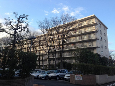 【外観】 | 菊名ハイツ４号棟 | 東急東横線・JR横浜線「菊名」駅徒歩5分と好立地。