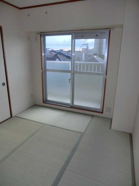 大阪市西淀川区御幣島６丁目の賃貸マンションの和室