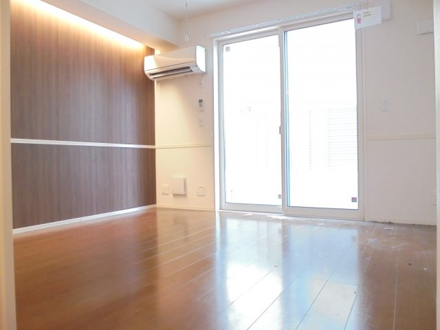 シャルムの居間・リビング