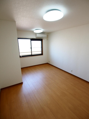 【洋室】 | グレイス西山台