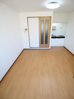 【洋室】 | グレイス西山台