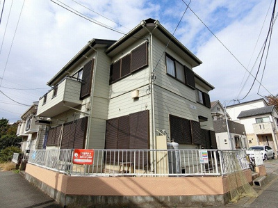 【外観】 | Cエレガンス | JR南武線「久地」駅より徒歩5分！便利な立地の2階建てアパートです♪通勤通学はもちろん、お買い物やお出かけにもGood☆