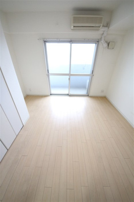 【洋室】 | フルーヴトレーズ