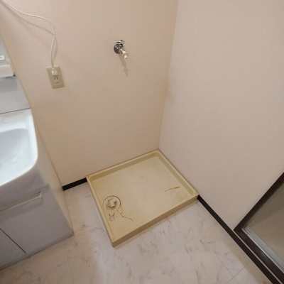 【設備】 | サンライフ弁天 | 広い洗面スペース