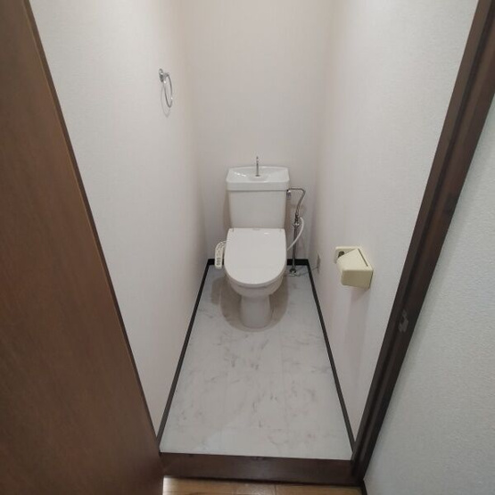 【トイレ】 | サンライフ弁天 | 落ち着いたトイレです