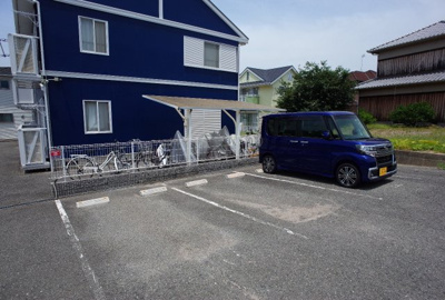 【駐車場】 | メゾン・ドゥ・ヴェール | 駐車場