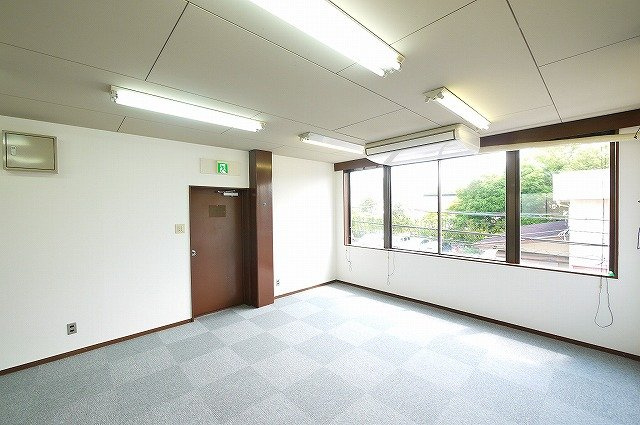 第2タカハシビルの内装