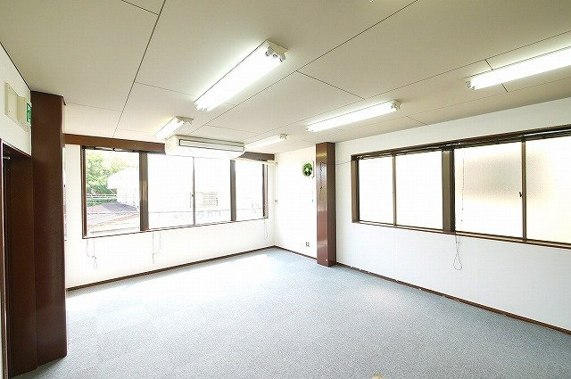 第2タカハシビルの内装