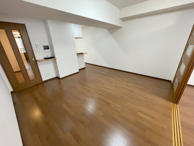 中央区築地１丁目の賃貸マンションの居間・リビング