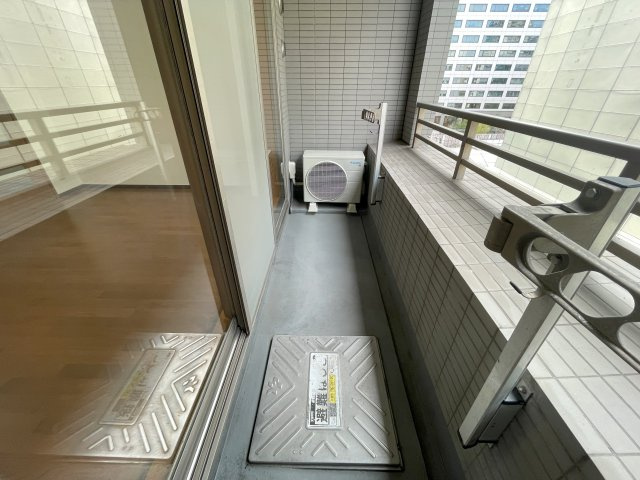 中央区築地１丁目の賃貸マンションのバルコニー
