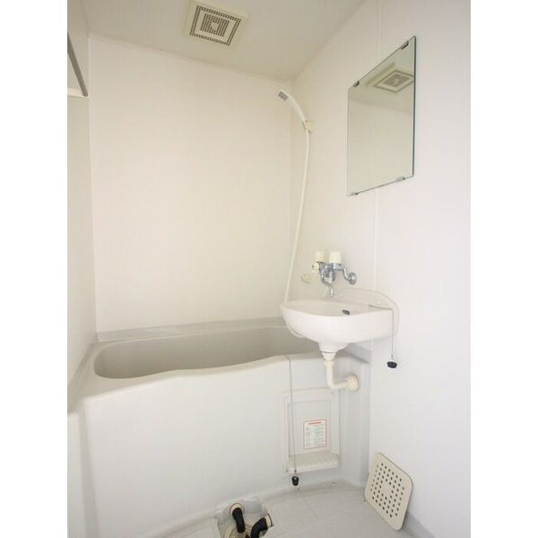 ブルーハイツ3の浴室