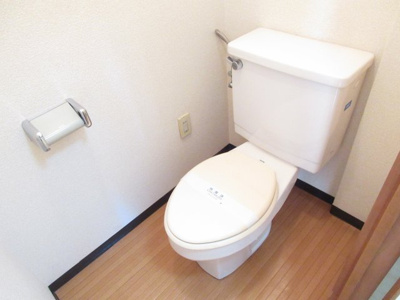 【トイレ】 | 星ヶ丘アパートメント | 温水洗浄便座