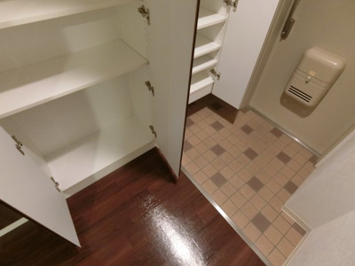 【玄関】 | エルヴェ東天満